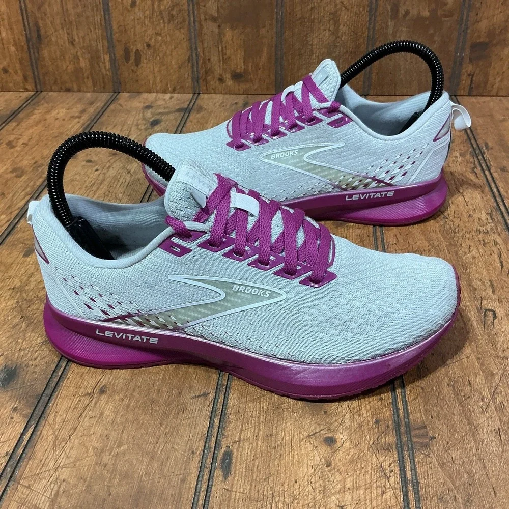 Brooks Levitate GTS 5 Women's Running Shoes Size 6.5 B (Medium) Gray Pink